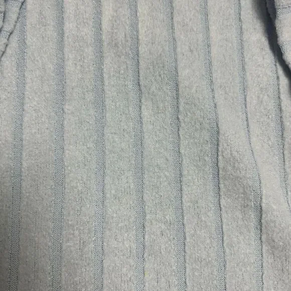 Out From Under Urbano Utfitters Size Medium Blue Raleigh V Neck Pullover Sweater - Picture 2 of 5